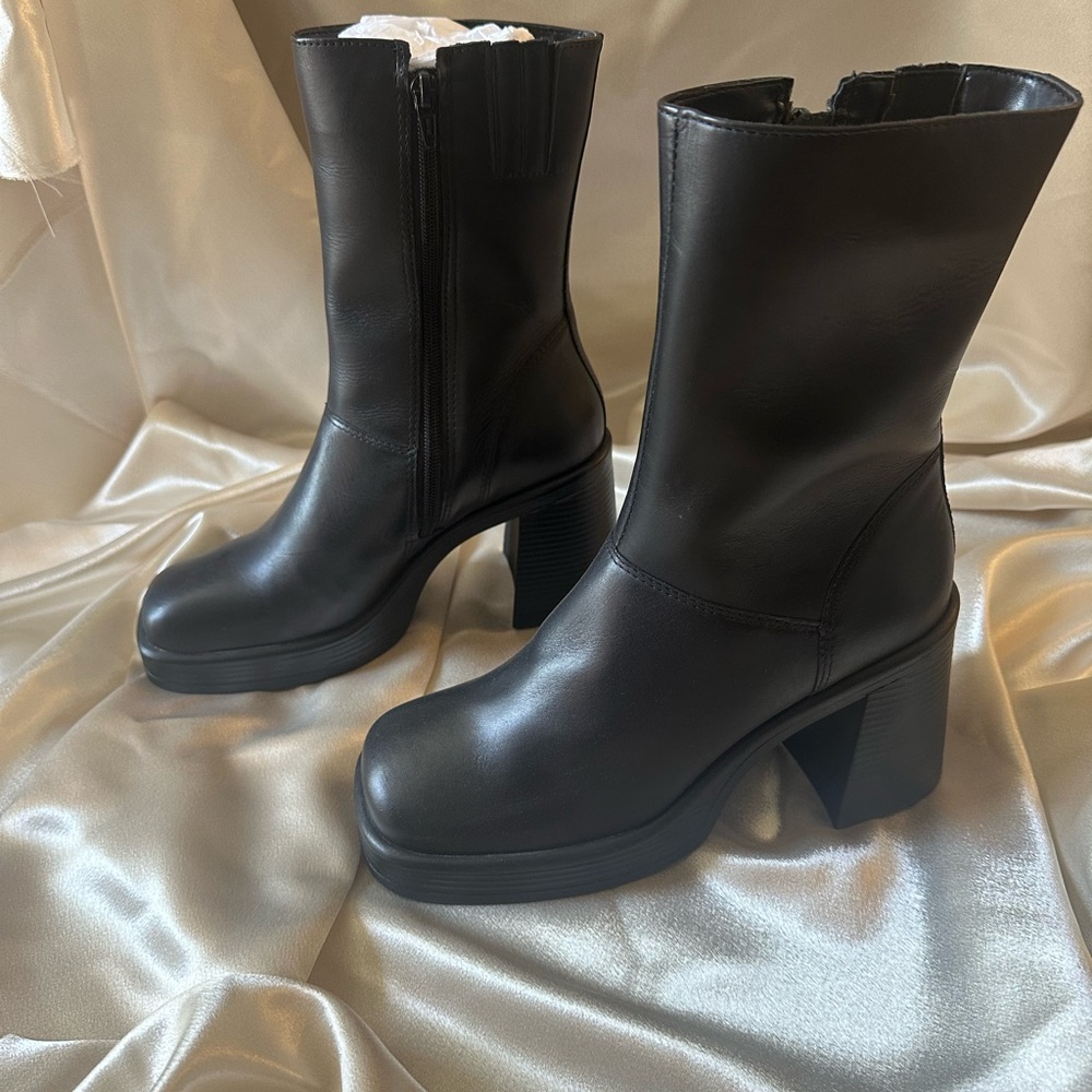 Steve Madden fantsie boots